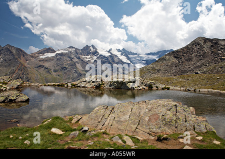 Lac Lauson rotta 18 Valnontey Parco Nazionale Gran Paradiso Italia Foto Stock