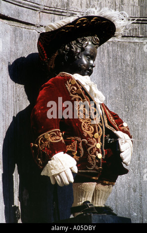 Bruxelles, Mannekin Pis, Marchese Costume Foto Stock