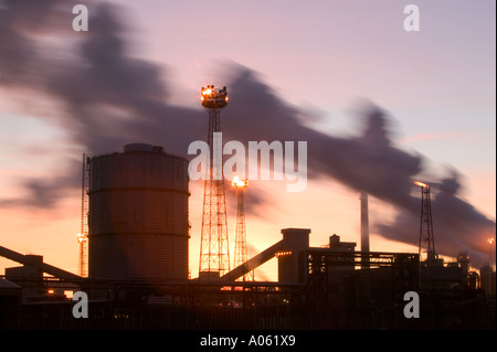 Rischi dovuti alle emissioni da Corus steel works su Teeside, Inghilterra Foto Stock
