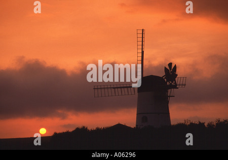 Sunset Patcham Windmill Nr Brighton East Sussex England Foto Stock