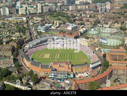 Vista aerea dell'ovale in London, casa del Surrey County Cricket Club, prese durante la fase finale delle ceneri corrispondono, England v Australia Foto Stock