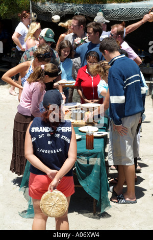 Un ristorante e un bar sulla spiaggia a Langebaan sulla costa Occidentale a nord di Città del Capo Sud Africa RSA Foto Stock