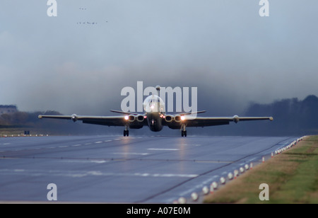 Nimrod HS MR2 XV248 a RAF Kinloss Morayshire. La Scozia. 4106-389 XAV Foto Stock