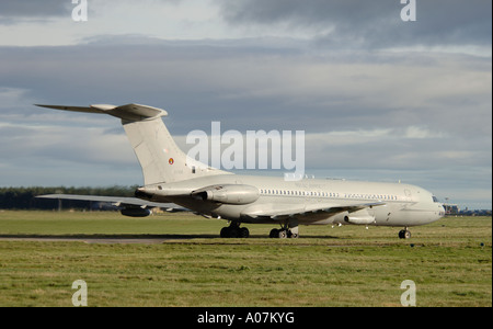 RAF VC 10 di ritorno da esercizio a Varese Ligure air base, Morayshire. La Scozia. 3963-377 XAV Foto Stock