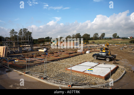 Campo verde Sviluppo di alloggiamento Foto Stock
