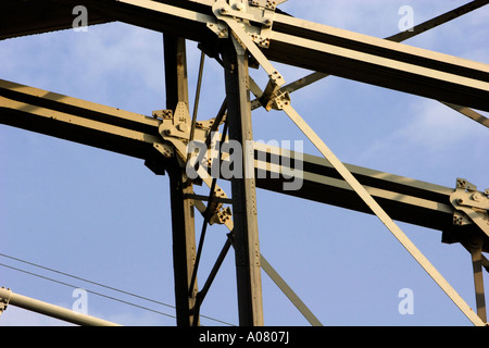 Dettaglio della Royal Albert Bridge progettato da Brunel Foto Stock