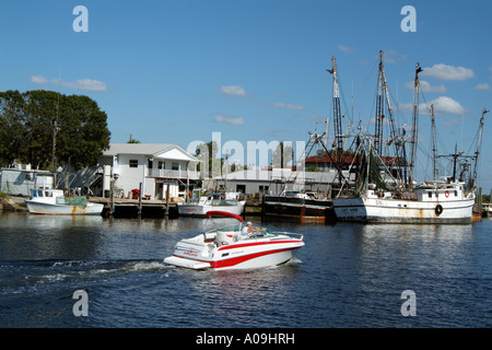 Tarpon Springs Florida USA il lungomare di questo lavoro di porto sul fiume Anclote Foto Stock