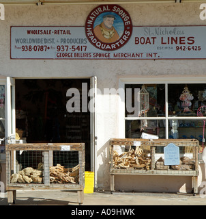 Tarpon Springs Florida USA. Negozio di vendita spugne sul lungomare di questo lavoro di Seaport. Foto Stock