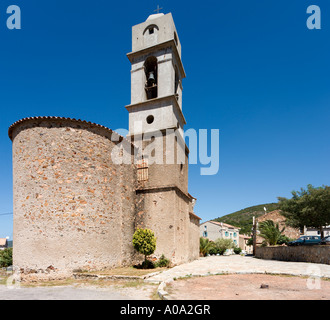 Chiesa nel centro del villaggio, Galeria, vicino a Calvi, La Balagne, Corsica, Francia Foto Stock