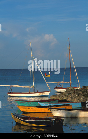 Repubblica Dominicana barche da pesca in porto Foto Stock