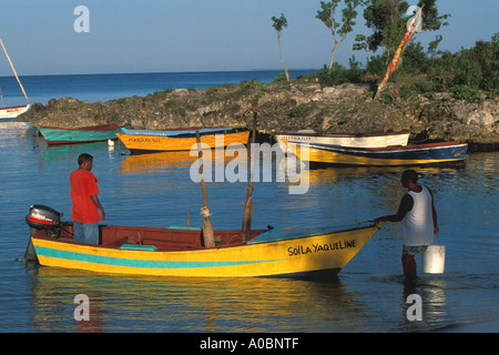 Repubblica Dominicana barche da pesca Foto Stock