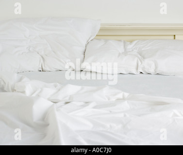 Ancora la vita di un letto disfatto Foto Stock