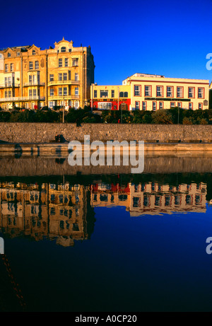 [Lago Marino] a 'Madeira Cove' Weston super Mare Somerset Inghilterra Foto Stock