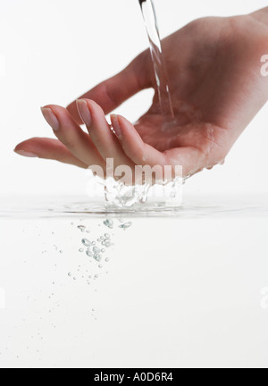 Lato acqua toccante Foto Stock