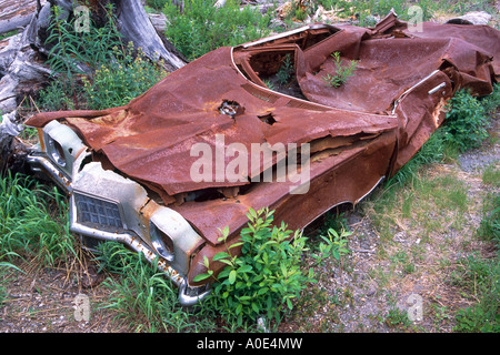 Minatore della vettura distrutta dal 1980 Mt St Helens esplosione vulcanica. Il Rusty relitto è ancora lì come un omaggio al ucciso proprietari Foto Stock