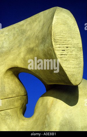 Henry Moore la scultura al crepuscolo - Hong Kong Foto Stock