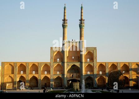 Il Amir Chakhmaq complessa, una splendida architettura musulmana punto di riferimento nel cuore di Yazd, Iran. Foto Stock