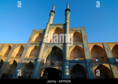 Il Amir Chakhmaq complessa, una splendida architettura musulmana punto di riferimento nel cuore di Yazd, Iran. Foto Stock