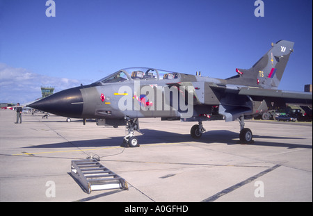 Panavia Tornado GR1 (T) (FZ) RAF n. 16Sqn Laarbruch in Germania. GAV 2126-182 Foto Stock