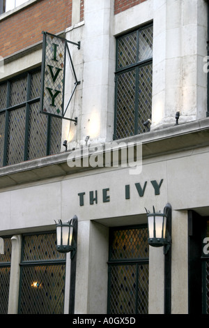 L'edera ristorante St Martins Lane Londra Regno Unito 2005 Foto Stock