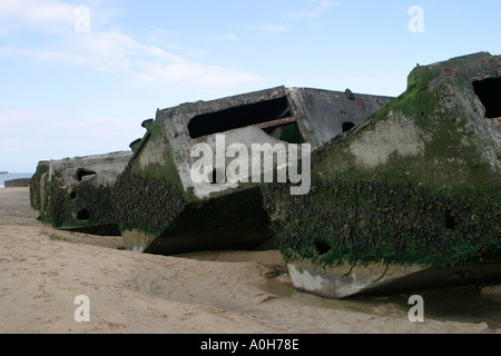 Parte del Mulberry B porto artificiale creata dal British a Gold Beach all'inizio del giorno d sbarchi Normandia Francia Foto Stock