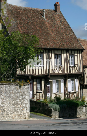 Case con travi di legno a Provins Ile de France Foto Stock