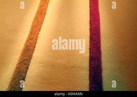 Brown stripe pila spessa coperta di tappeti di lana tessuto di cotone intessuto di armatura ordito trama alternativa locale coperchio texture luminose Foto Stock