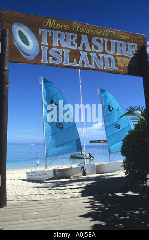 Treasure Island resort per vacanze appena fuori l'isola delle Fiji in Polinesia francese,dell'Oceano Pacifico del Sud Foto Stock