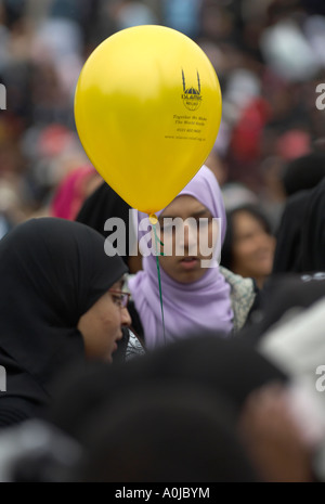 Le donne musulmane a celebrazioni di Eid in Trafalgar Square, Londra Foto Stock