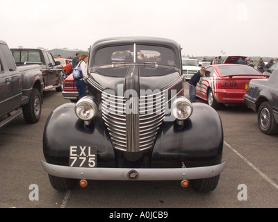 40s Pontiac Americano classico auto presso l'auto show Foto Stock