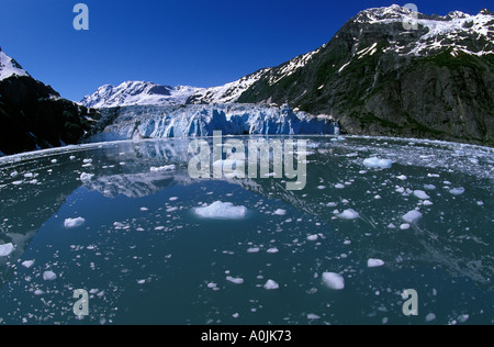 Vista panoramica di Snow capped Le Conte Glacier Foto , a sud-est di Alaska Foto Stock