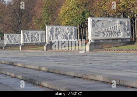 Memoriale Sovietico, Treptower Park, Berlino, Germania Foto Stock