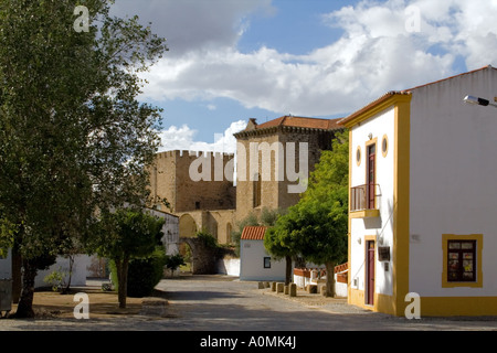 Flor da Rosa monastero. Apparteneva ai Cavalieri Ospitalieri o Ordine di Malta come è anche noto. Locanda storica del Portogallo. Foto Stock