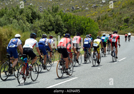 Il potere di pedale associazioni secolo doppia gara ciclistica Western Cape South Africa RSA Tradouw Pass Foto Stock