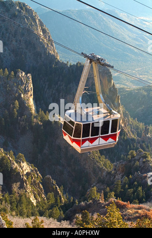Sandia Peak Tram auto di Albuquerque nel New Mexico USA Foto Stock