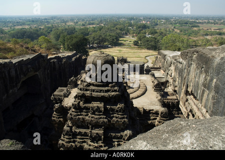 Le Grotte di Ellora templi tagliato nella roccia solida UNESCO World Heritage Site nei pressi di Aurangabad Maharashtra India Asia Foto Stock