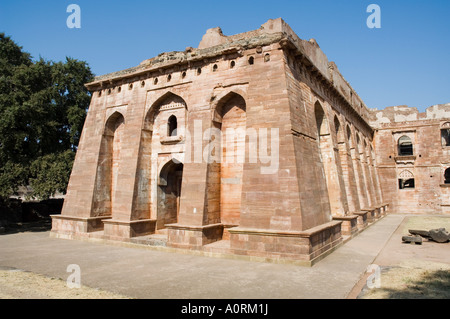 Hindola Mahal o Palazzo oscillante nella Royal Enclave Mandu Madhya Pradesh India Asia Foto Stock