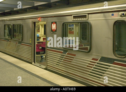 Un treno della metropolitana di Los Angeles in California Foto Stock