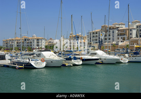 Spagna, Costa de la Luz, Isla Canela; la marina Foto Stock