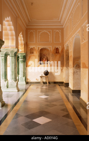 Palki Chanwar Walon Ki Haveli mansion 400 anni ripristinato al suo stato originale museo Anokhi Ambra vicino a Jaipur Rajasthan Foto Stock