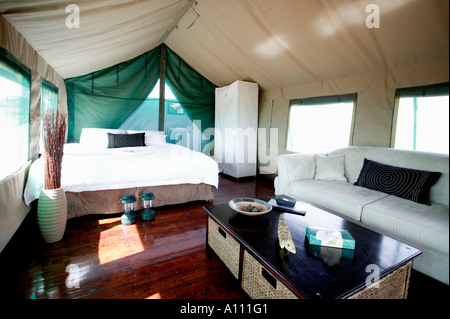 Tenda di lusso in Gunya Titjikala safari resort vicino a Alice Springs Red Centre Australia centrale Foto Stock