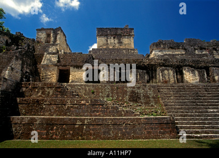 Acropoli centrale, Tikal, Parco Nazionale di Tikal, El Petén, El Petén Reparto, Guatemala Foto Stock