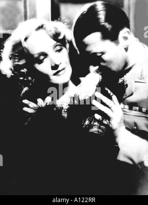 Shanghaï Express Anno 1931 Direttore Josef von Sternberg Marlene Dietrich Clive Brook Foto Stock