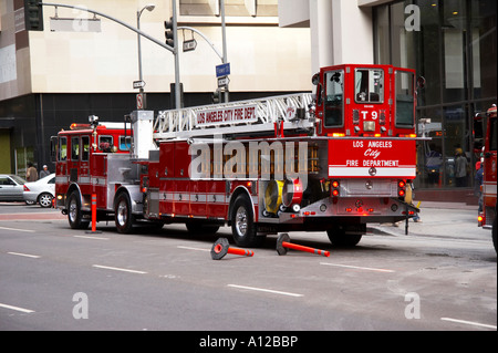 Immagini Stock - Los Angeles, California, USA - 16 Agosto 2015: I Vigili  Del Fuoco Di Los Angeles, Il Terzo Più Grande Vigili Del Fuoco Comunale  Negli Stati Uniti, Si Unisce Settimana