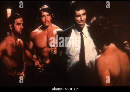 Il Lungo Addio Anno 1973 regista Robert Altman Elliott Gould Arnold Schwarzenegger basato su Raymond Chandler s book Arnold Foto Stock