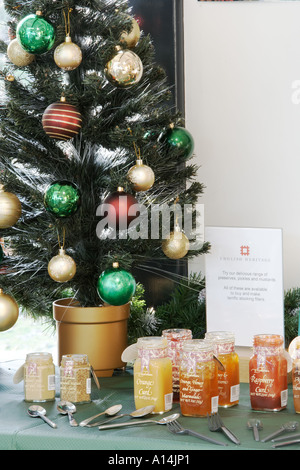 Castello di Helmsley cibo natale stabiliti per la degustazione Foto Stock