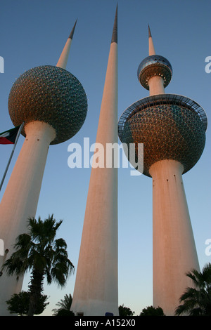 Kuwait Towers acqua deposito e ristorante Kuwait City Foto Stock