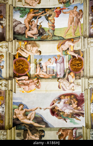 Soffitto della Cappella Sistina "peccato originale e Cacciata dal giardino di Eden" "Creazione di Adamo di Michelangelo affreschi Vaticano Roma Foto Stock