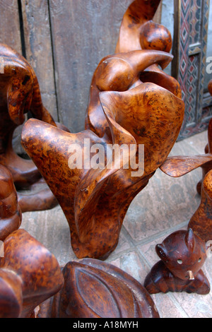 Marocco Essaouira scolpiti thuya scultura Foto Stock