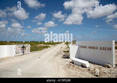 Ingresso della Trans World radio station Bonaire caribbean west indies Foto Stock